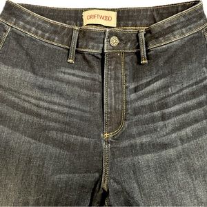 Super cool Driftwood jeans